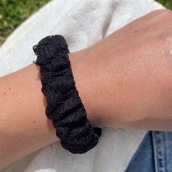 Le Bracelet Little Scrunchie – Image 4